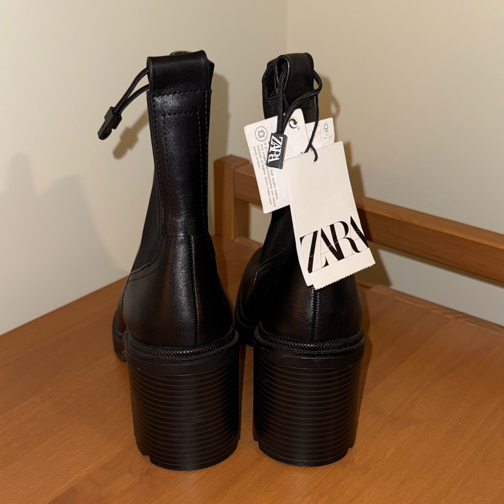 Zara Black Boots - Picture 4 of 4